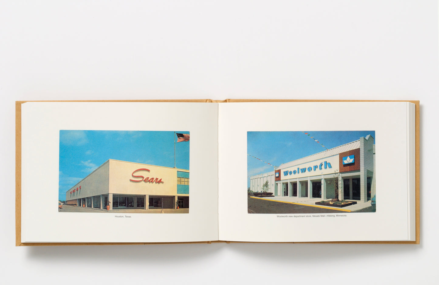 Martin Parr : Boring Postcards USA