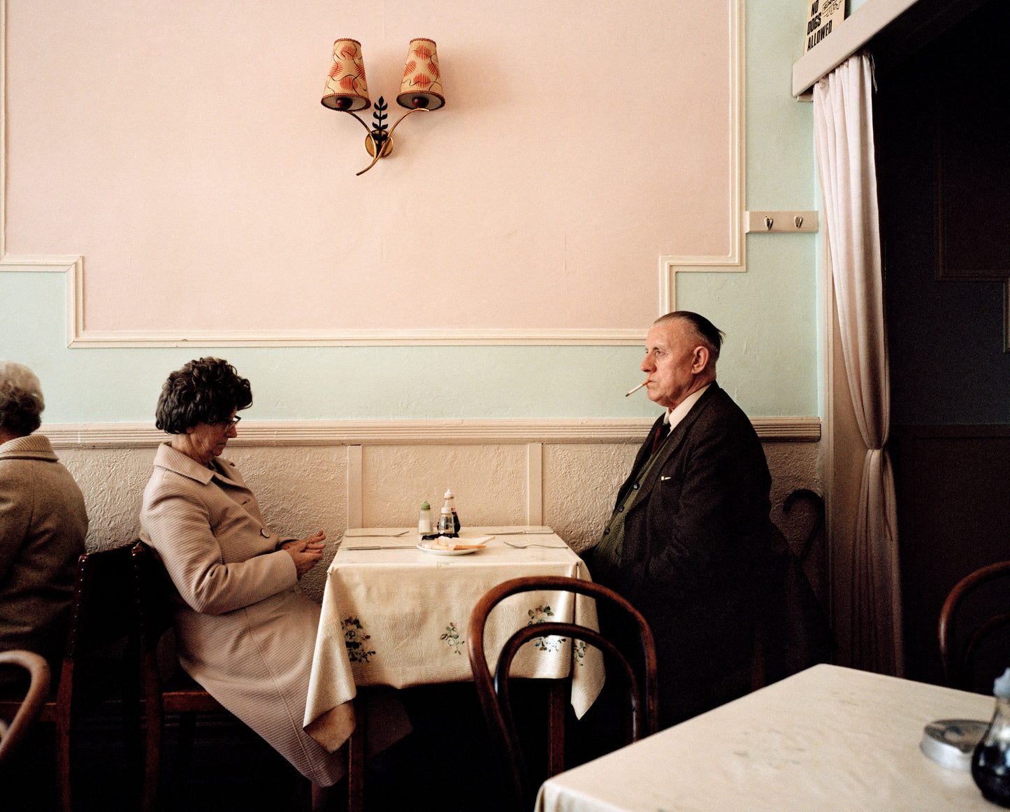 Martin Parr : The Last Resort [bored couple]