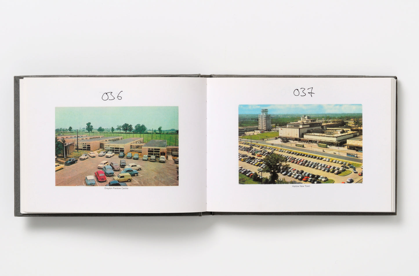 Martin Parr : Boring Postcards