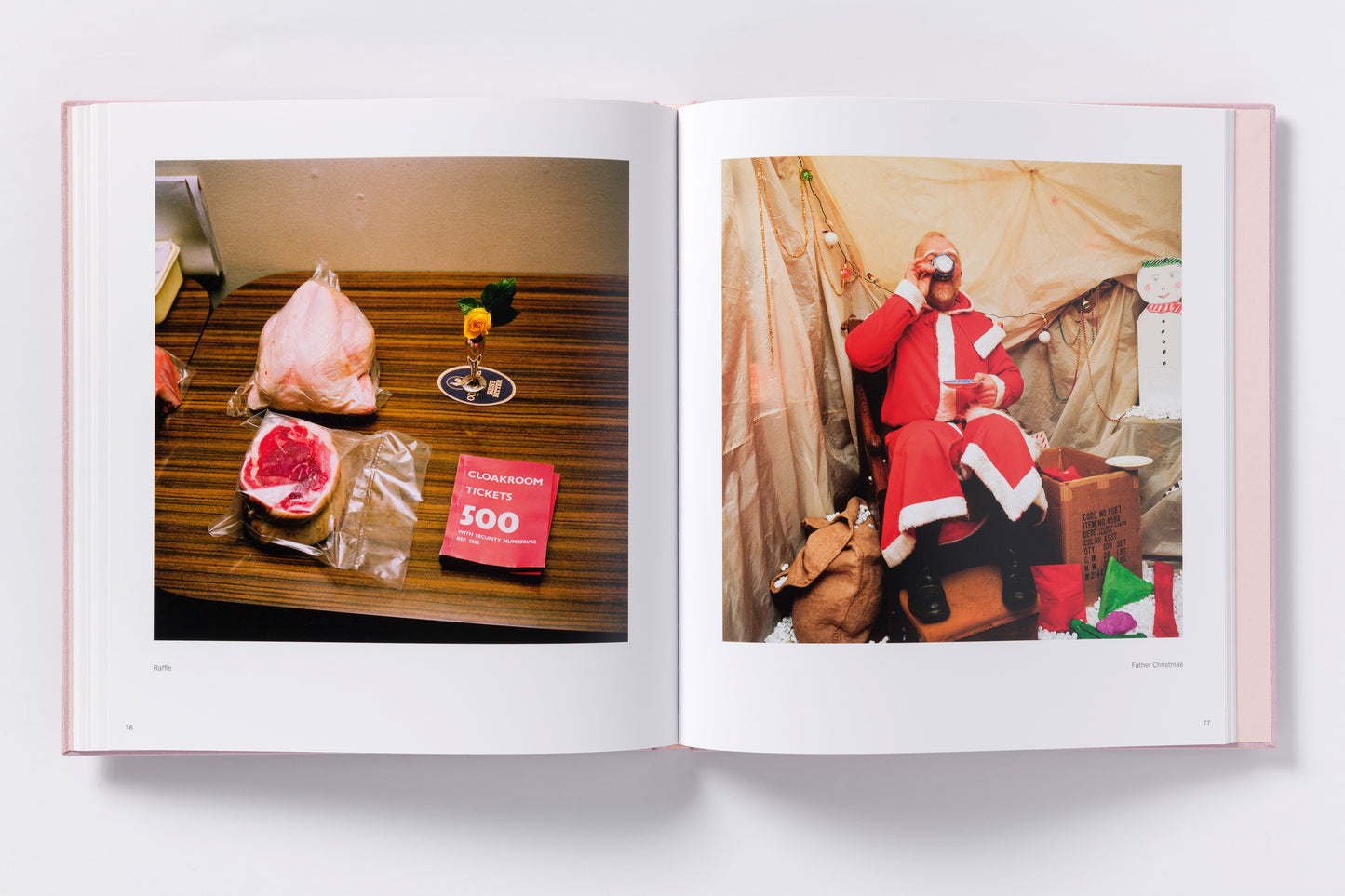 Martin Parr : A Year in the Life of Chew Stoke Village [deluxe]