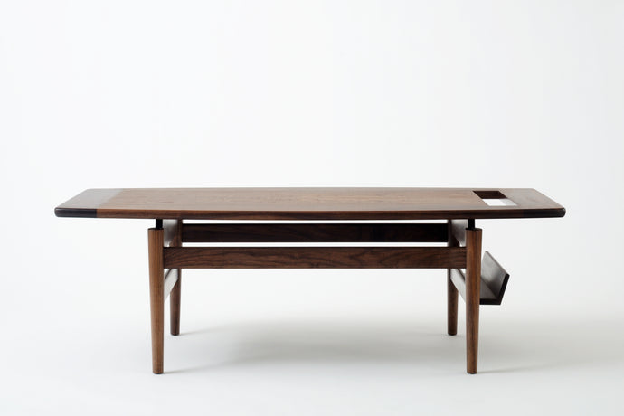 Jens Risom : T 390 Low table with magazine rack